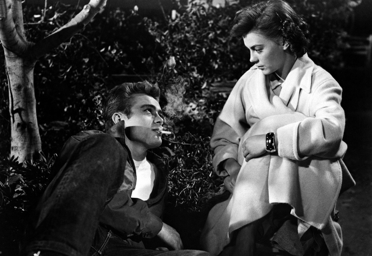 Кадр из фильма «Бунтарь без причины» (1955)